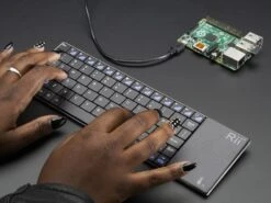 Full Size Wireless Keyboard With Trackpad